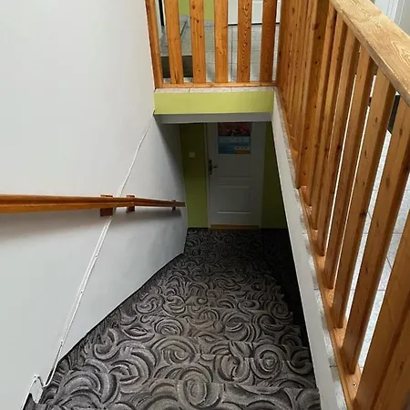 ホームステイ Goscinne Harnas クドヴァ・ズドゥルイ