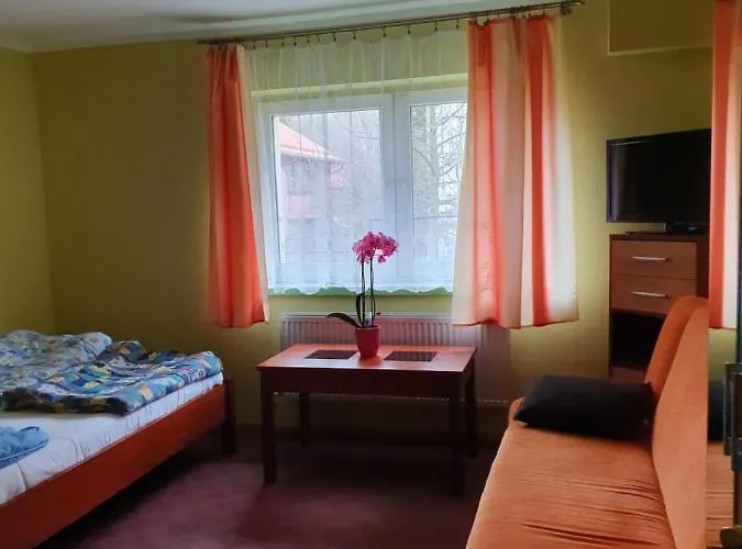 Goscinne Harnas * Kudowa-Zdrój